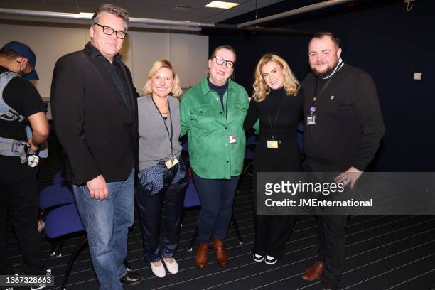 Principal Stuart Worden, Alexa Cruickshank, Maggie Crowe, Eloise Rudkin and Dan Clark during Mo Gilligan visit to The BRIT Schoo on January 26, 2022...