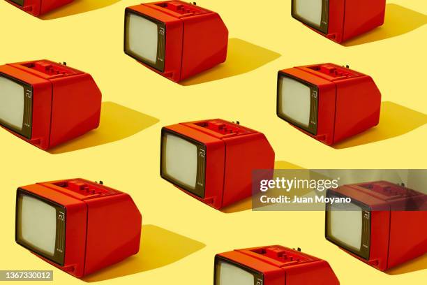 some old analog television sets - television studio stockfoto's en -beelden