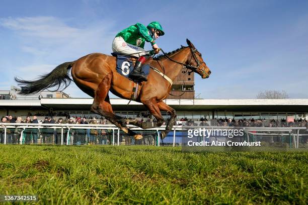 Ben Bromley riding Raffles Gitane win The Pertemps Novices' Handicap Chase at Huntingdon Racecourse on January 28, 2022 in Huntingdon, England.