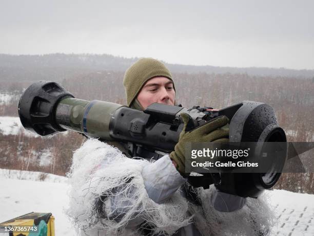 Zinoviy Tuzhansky, soldier of the Ukrainian army is one of the first 3 instructors of the ATGM NLAW anti-tank missile system on January 28, 2022 in...