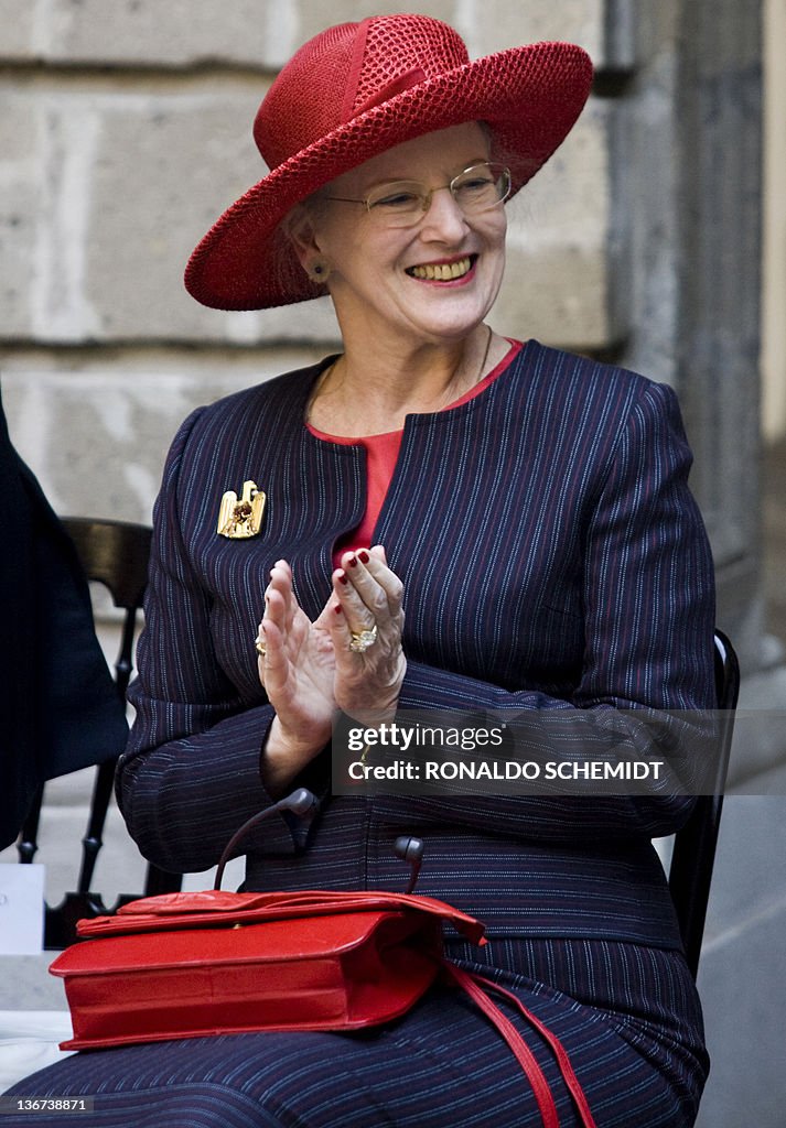 Margrethe II, Queen of Denmark, smiles d