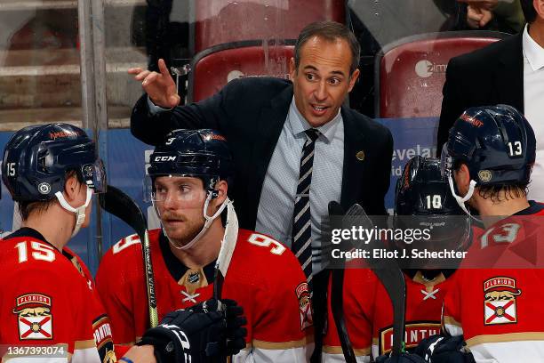 Florida Panthers Assistant Coach Derek MacKenzie gives some direction from the bench against the Vegas Golden Knights at the FLA Live Arena on...