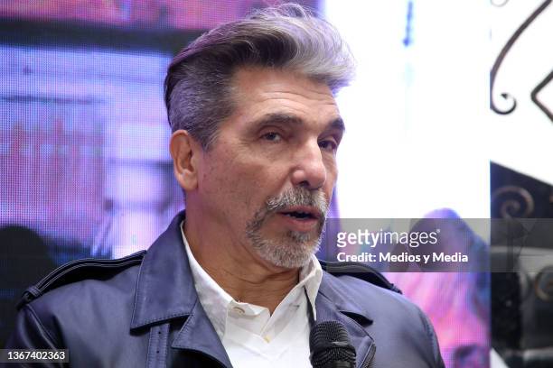 Diego Verdaguer speaks during a Press Conference to presents his new album 'Organico' on November 24, 2017 in Mexico City, Mexico.