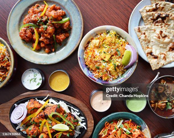 feast - chicken tandoori stock pictures, royalty-free photos & images