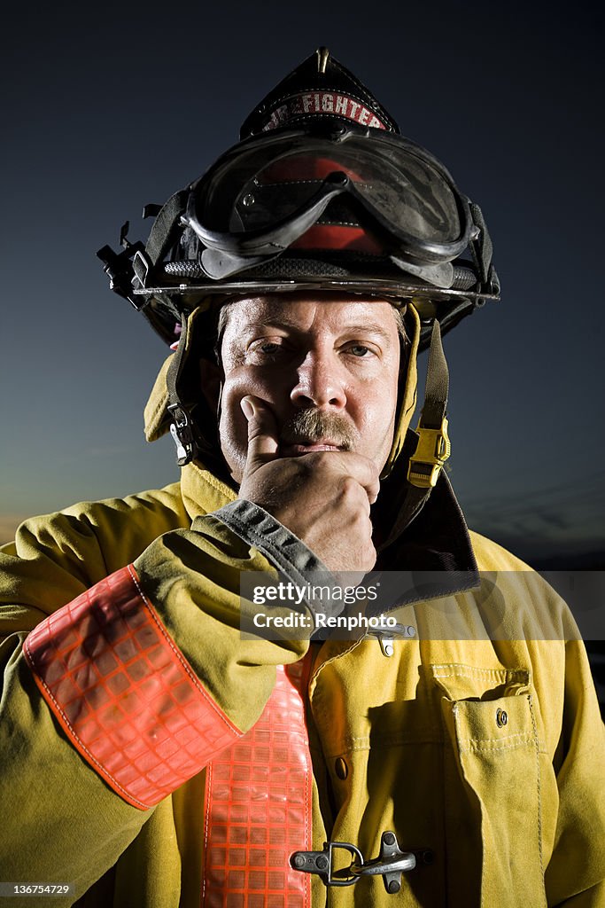 Rfirefighter Firefighter High-Res Stock Photo - Getty Images