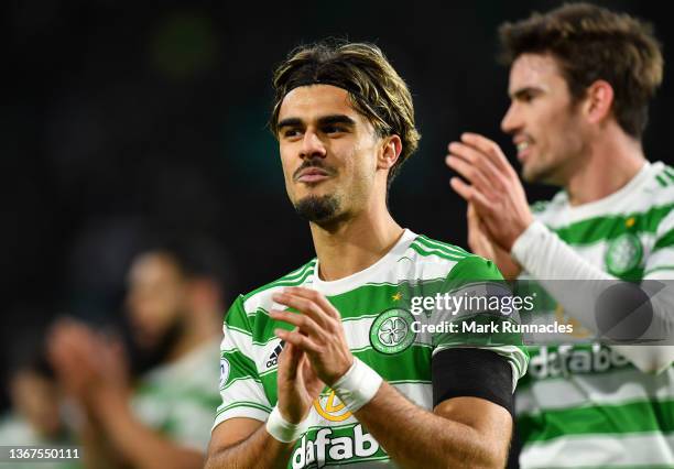 Jota of Celtic celebrates at the final whistle during the Cinch Scottish Premiership match between Celtic FC and Dundee United at Celtic Park on...