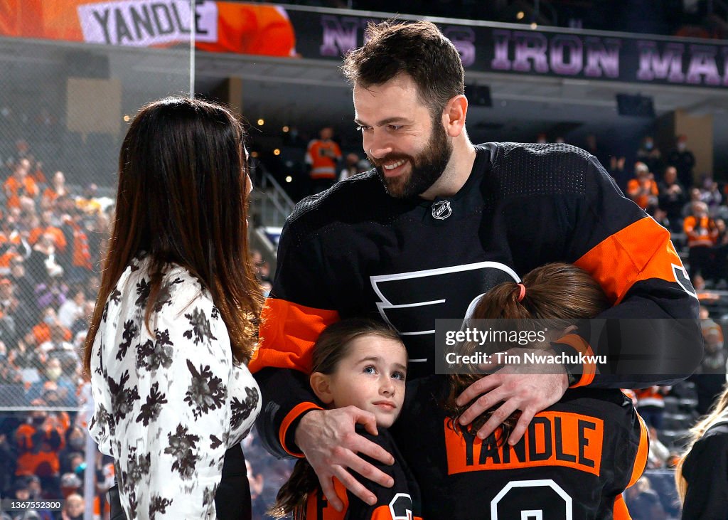 Los Angeles Kings v Philadelphia Flyers