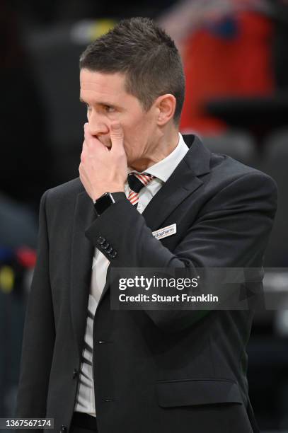 Jaka Lakovic, head caoch of Ulm reacts during the BBL game between Hamburg Towers and Ratiopharm Ulm at edel-optics.de Arena on January 29, 2022 in...