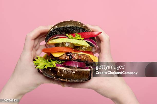 vegan burger - veggie burger stock pictures, royalty-free photos & images