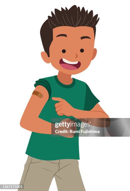 ilustraciones, imágenes clip art, dibujos animados e iconos de stock de inmunización infantil - certificado de inmunización