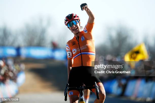 Marianne Vos of Netherlands celebrates at finish line as race winner ahead of Lucinda Brand of Netherlands during the 73rd UCI Cyclo-Cross World...