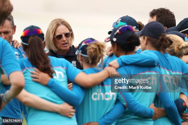 England coach Lisa Keightley speaks to her during the warm-up before day four of the Women's Test match in the Ashes series between Australia and...