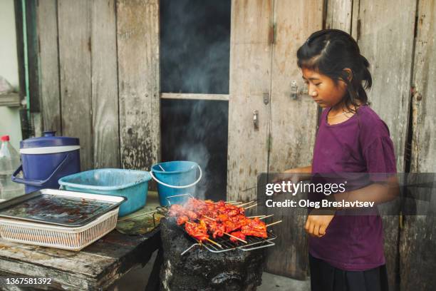 9,504 Asian Street Cook Stock Photos, High-Res Pictures, and Images
