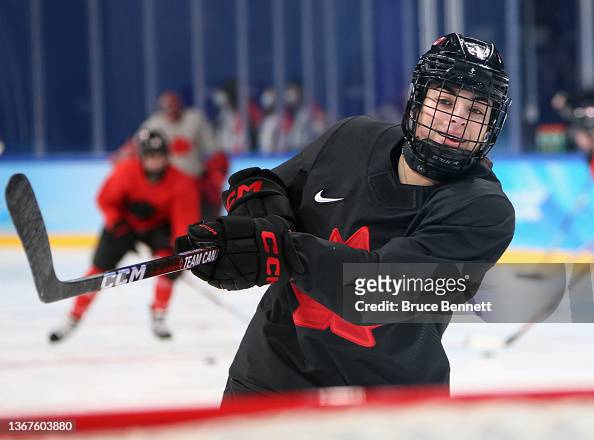 Sarah Nurse of the Team Canada Women's ice hockey team practices at ...