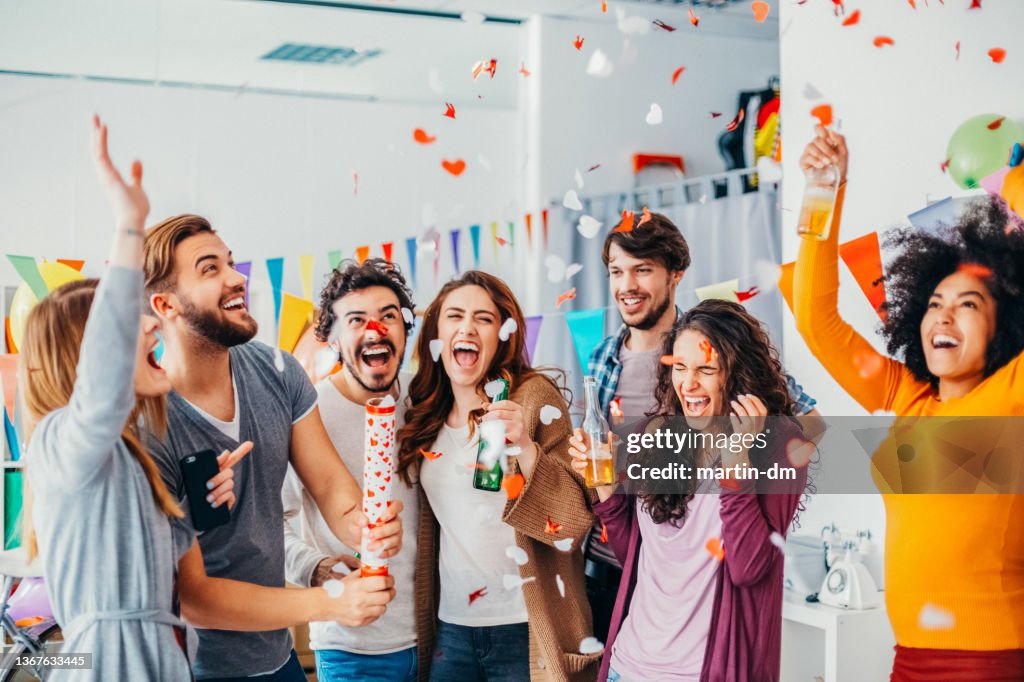 Geburtstagsfeier im Büro