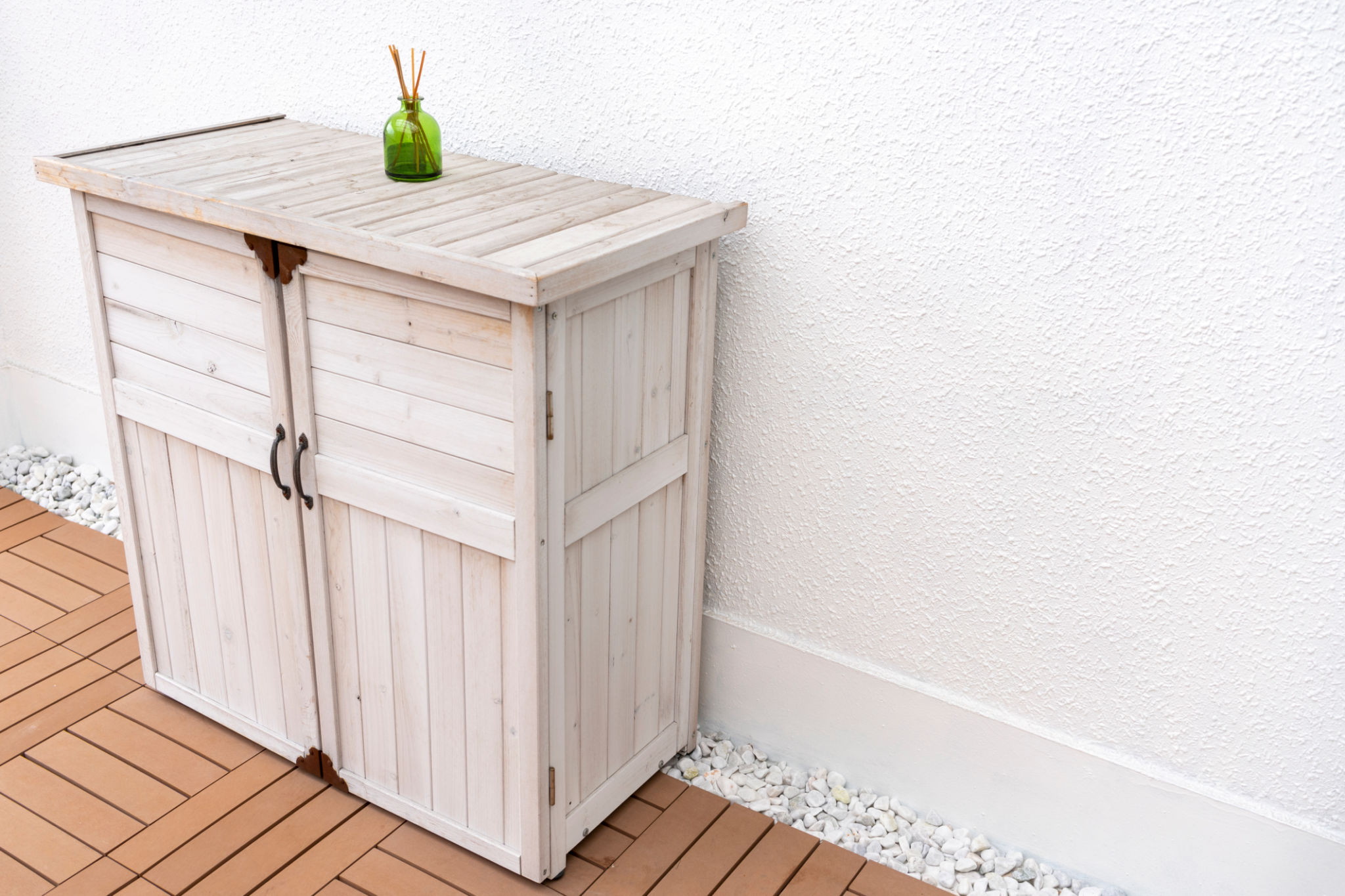 deck furniture storage