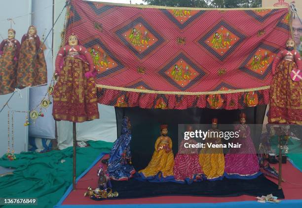 kathputli/string puppet theatre/rajasthan/india - tribal dancing stock pictures, royalty-free photos & images