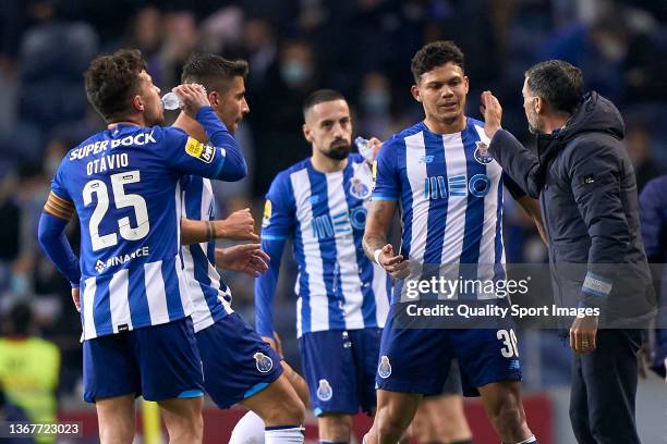 Francisco Evanilson de Lima of FC Porto celebrates with Sergio Conceicao, Head Coach of FC Porto after scoring their side's first goal during the...