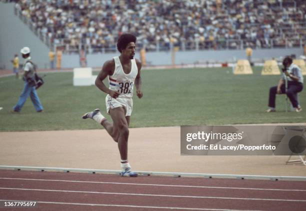 English decathlete Daley Thompson of the Great Britain team in action competing in the final 1500 metres discipline to finish in 18th place in the...