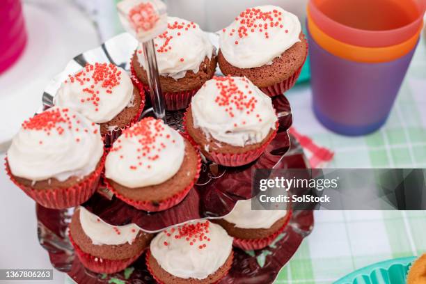 cupcakes a a bake sale - cake sale stock-fotos und bilder