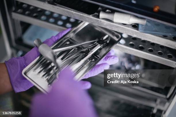 autoclave sterilizer. - medische apparatuur stockfoto's en -beelden