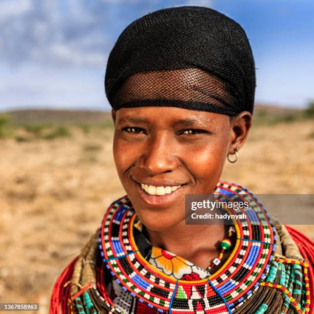 portrait of african young girl from samburu tribe, kenya, africa - a beautiful masai woman imagens e fotografias de stock