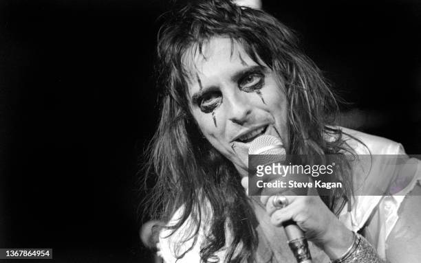 American Rock musician Alice Cooper performs onstage at the University of Michigan's Crisler Arena, Ann Arbor, Michigan, December 12, 1973.