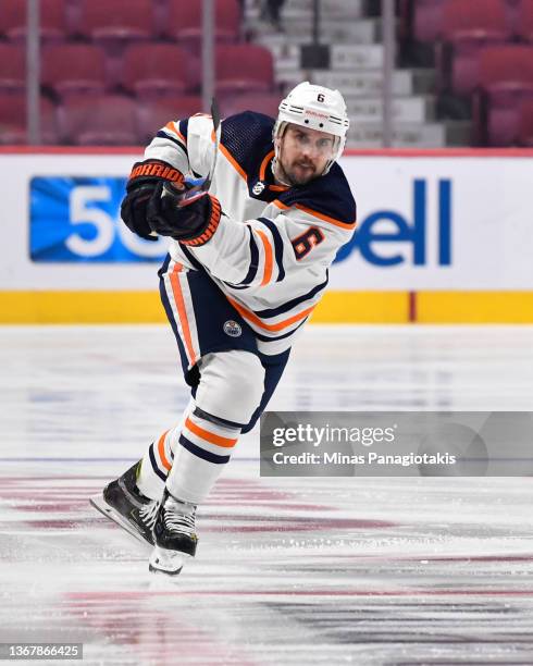 Kris Russell of the Edmonton Oilers skates against the Montreal Canadiens during the first period at Centre Bell on January 29, 2022 in Montreal,...