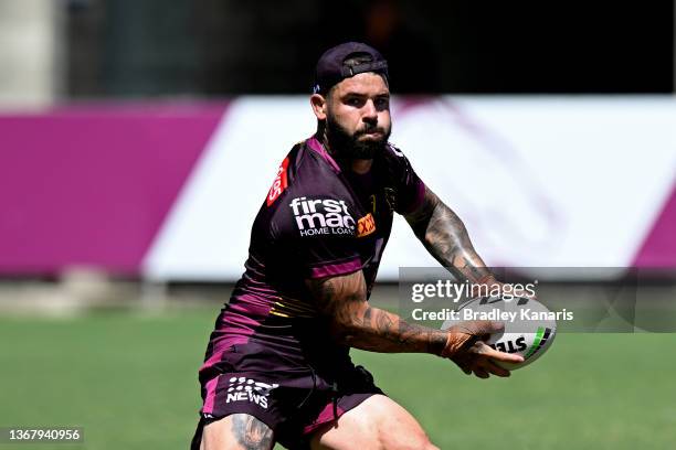 Adam Reynolds looks to pass during a Brisbane Broncos training session at Red Hill on February 01, 2022 in Brisbane, Australia.