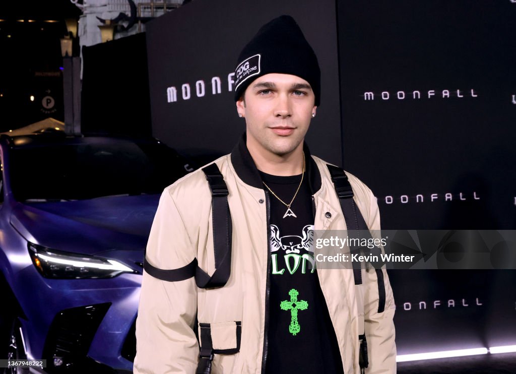 Los Angeles Premiere Of "Moonfall" - Red Carpet