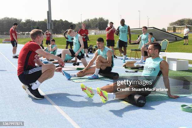 Jordan Reece Arsenal Physio Photos and Premium High Res Pictures - Getty Images