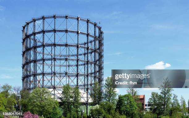 empty gas storage - gas container stock pictures, royalty-free photos & images