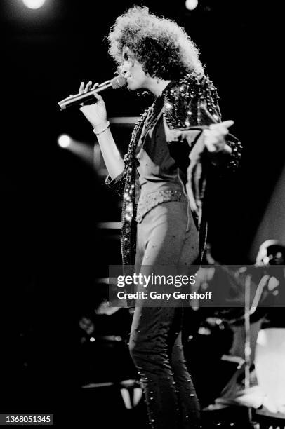 American Pop and R&B singer Whitney Houston performs onstage at Jones Beach Theatre, Wantagh, New York, August 2, 1986.