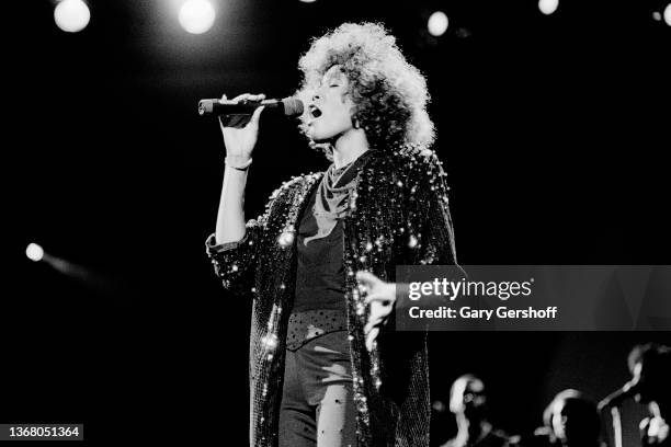 American Pop and R&B singer Whitney Houston performs onstage at Jones Beach Theatre, Wantagh, New York, August 2, 1986.