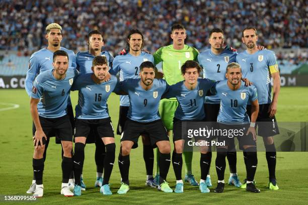 Players of Uruguay pose for a team picture before a match between Uruguay and Venezuela as part of FIFA World Cup Qatar 2022 Qualifiers at Centenario...