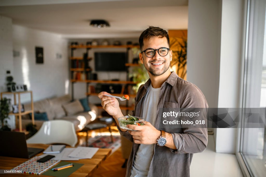 Déjeuner sain à la maison