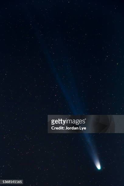 c2021-a1 comet leonard - comet nucleus stock pictures, royalty-free photos & images