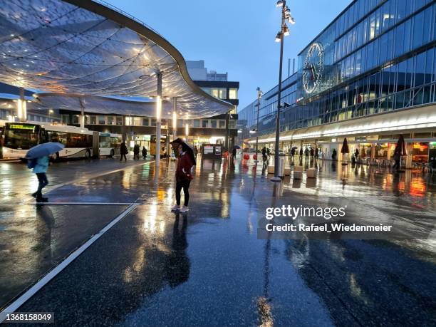 aarau railway station - aarau stockfoto's en -beelden