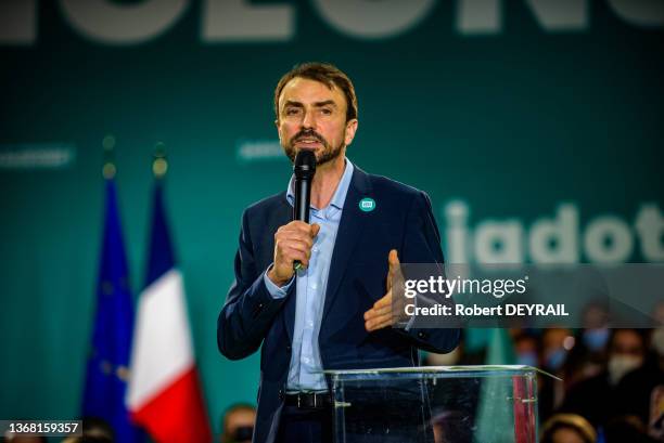 Grégory Doucet maire écologiste de Lyon lors d'un meeting de campagne électorale pour l'élection présidentielle le 29 janvier 2022 à Lyon.