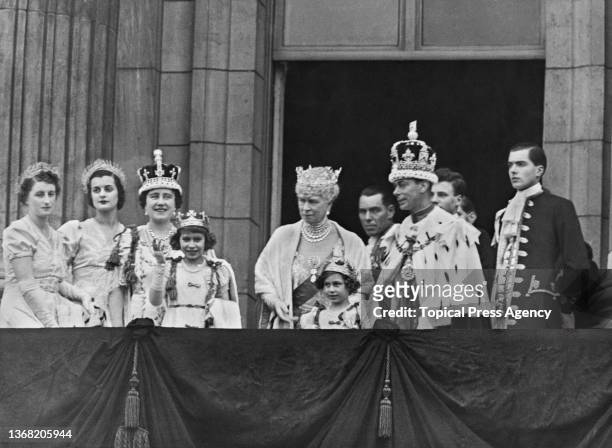 The royal couple, with members of the royal family, on the balcony of Buckingham Palace after the coronation of George VI and Elizabeth at...