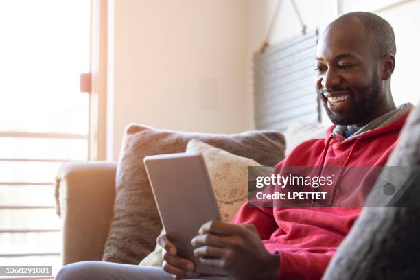 Computer Reed Man Photo 9,829 Computer Red Man Stock Photos, High-Res Pictures, and Images ...