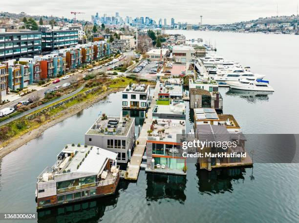 seattle houseboats - seattle houses stock pictures, royalty-free photos & images