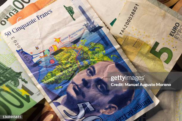 Frank Note Franc Notes Photos and Premium High Res Pictures - Getty Images