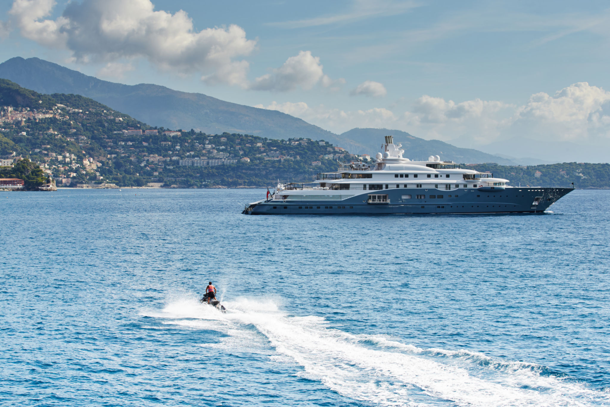 luxury yacht technology