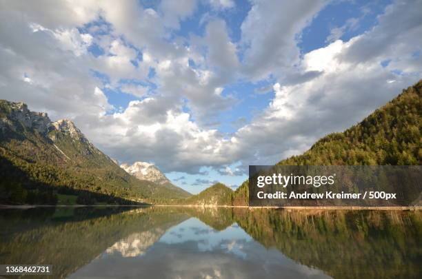 hintersteiner see,scenic view of lake by mountains against sky,kufstein,tirol,austria - クーフシュタイン ストックフォトと画像