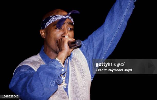 Tupac Cuban Rappers 1,943 Tupac Shakur Photos Stock Photos, High-Res Pictures, and Images ...