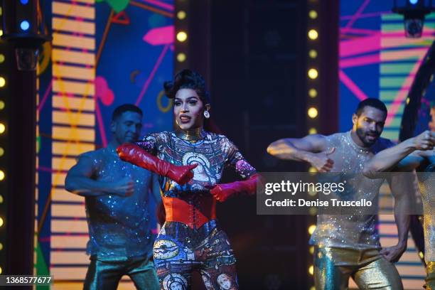 Trinity Queen Singer 345 Trinity K Bonet Photos & High Res Pictures - Getty Images