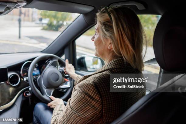 waiting for my colleagues - global positioning system stock pictures, royalty-free photos & images