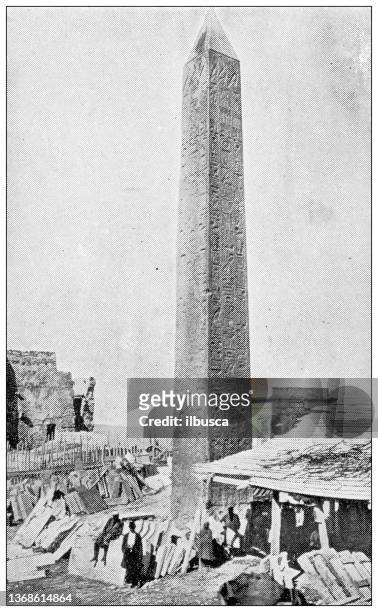 ilustraciones, imágenes clip art, dibujos animados e iconos de stock de fotografías de viajes antiguas de egipto: la aguja de cleopatra - obelisco de lúxor