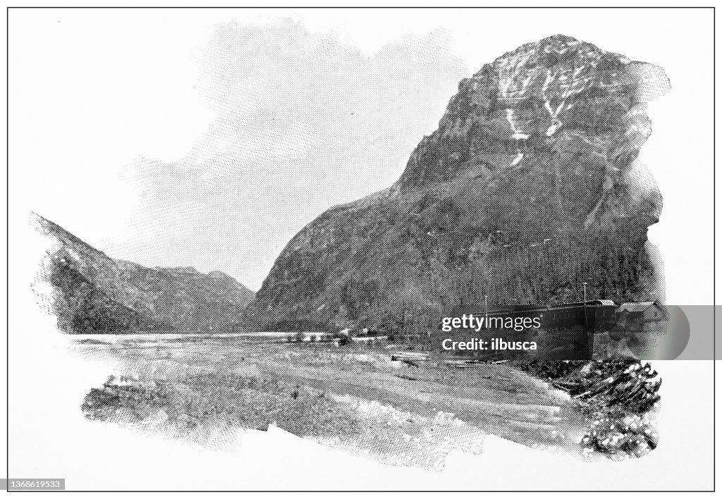 Antique travel photographs of Canada: Mount Stephen
